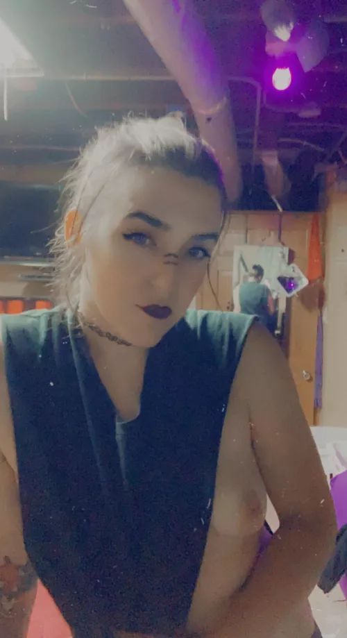 Peek a boo by TSalice666