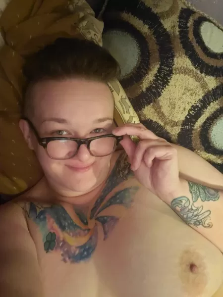 Peek-a-boo! 😘 by LilPlunderBunny