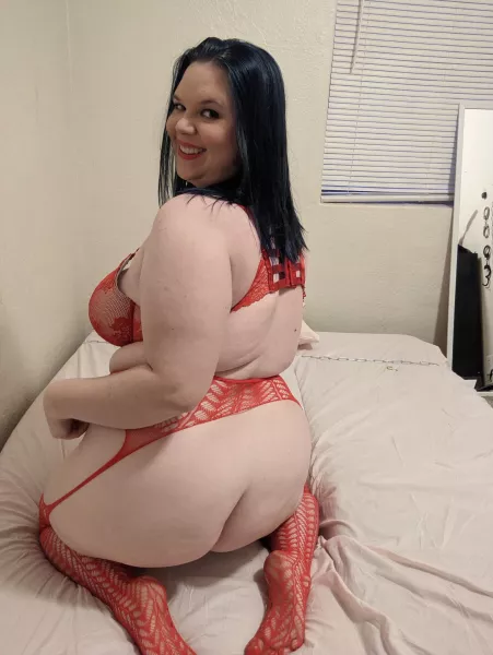 Peekaboo I see you 😜 by chaosbondage