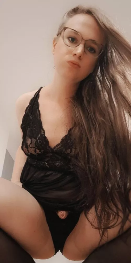 Peekaboo! by LeniaLen