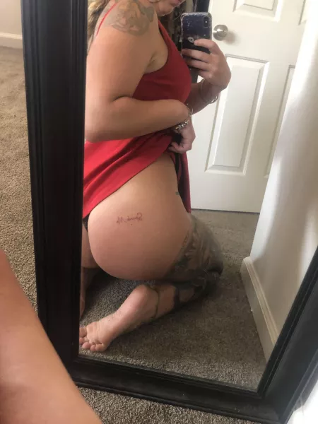 Peekaboo by kittycore96