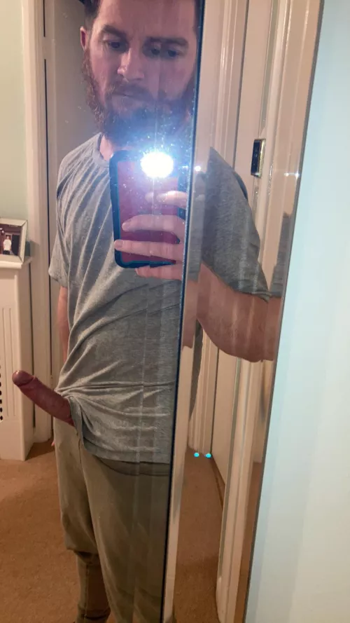 Peekaboo…just your standard underneath your t-shirt flash 👻😏😳😱 by hulkface_21