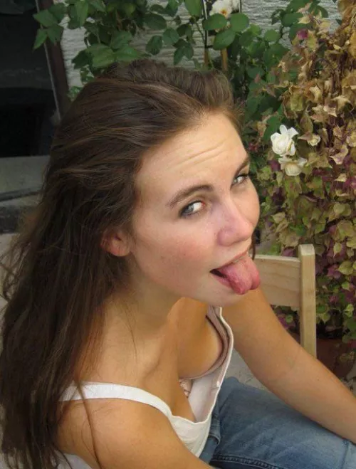 Peeks by BuckyBrown44