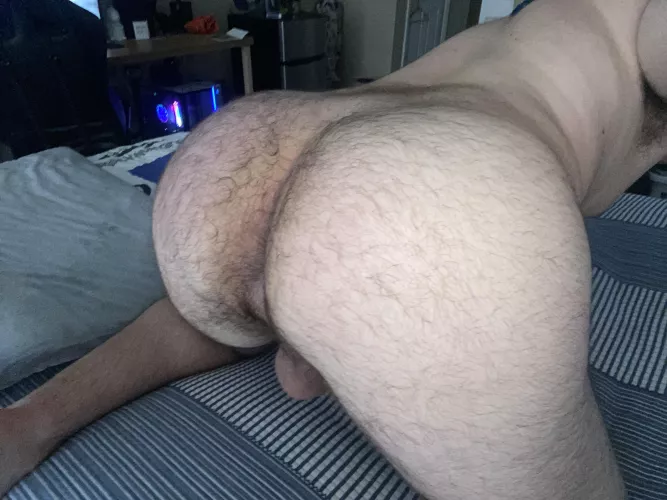 🍑peep my new PC by luca_saytr