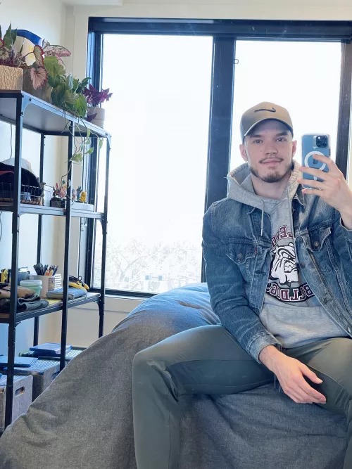 Peep the Pikachu by Dwoobi