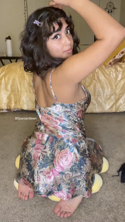 Peep the toes 🙈 by 85percentleen