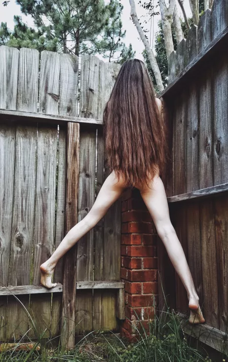 peeping creature (self shot) by _creature_feature