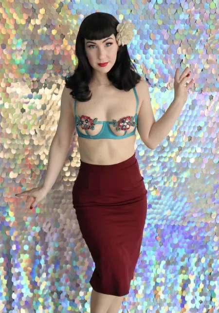 Pencil skirt, erase the top… by badluxcharm