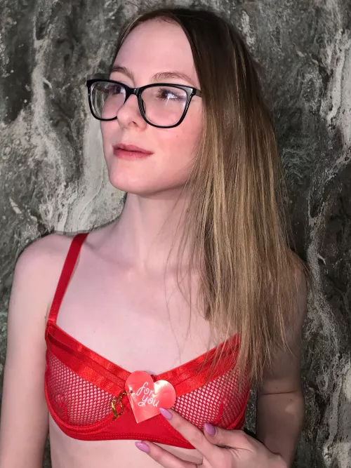 People say that I look very innocent, but they don't know what dirty thoughts I have 😈 by Bonny_strawberry