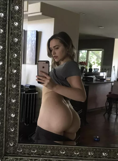 Perfect by txxxposter