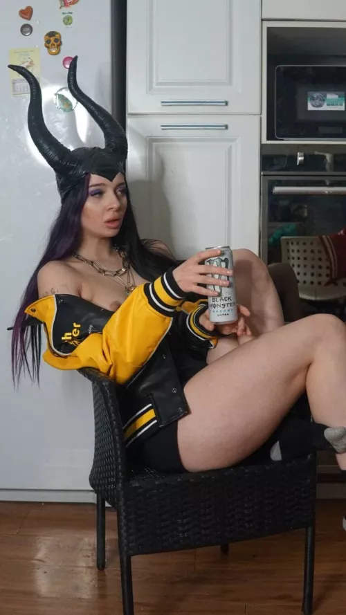 perfect angle (; by alex_tiger9