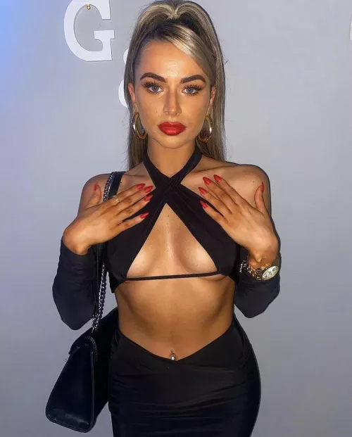 Perfect blowjob lips by NoCryptographer5188