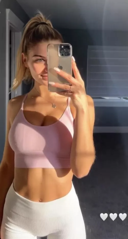 Perfect body IRTR by greeeen420