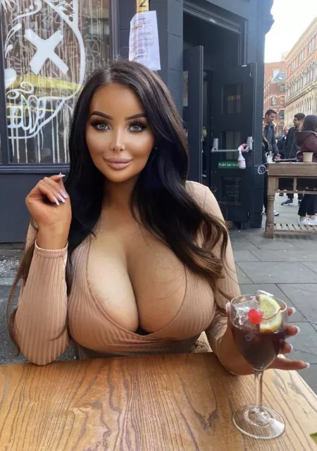 Perfect date by round_plastic