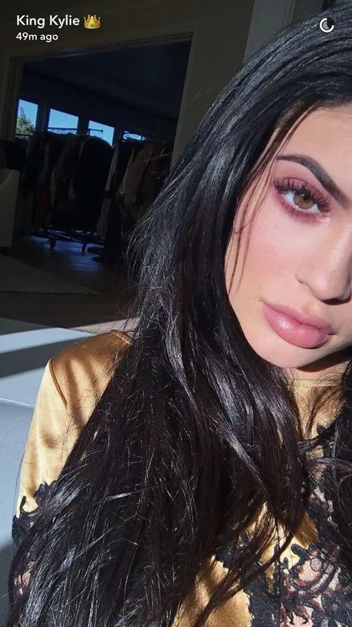 perfect lips posted by Upscaled-Enhanced