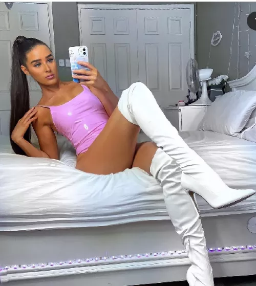 Perfection as always by 10baremain