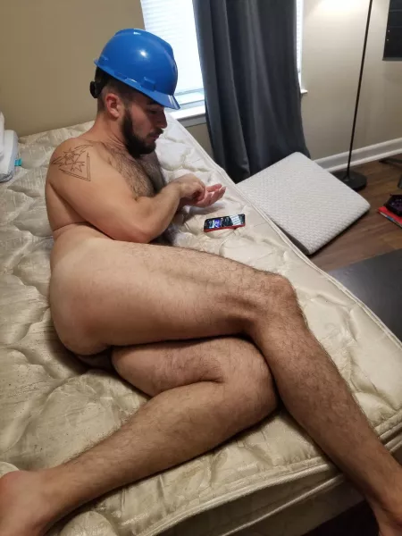 Perfectly normal picture. by akafamilyfunny