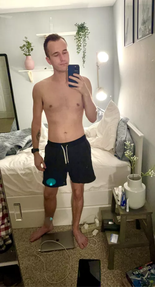 Perks of living in California during the winter- still get to sleep shirtless! by otter_pop_bandit