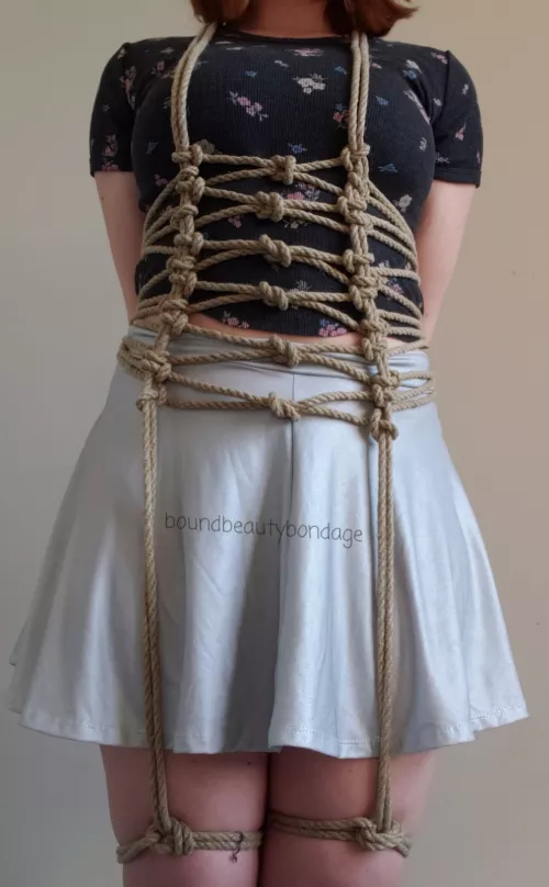 Petite and kinky rope slut here [f] by boundbeautybondage2