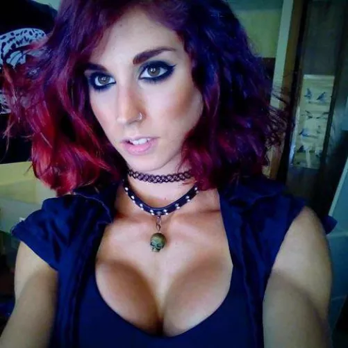 Petite and strong by mercyisfortheweak96