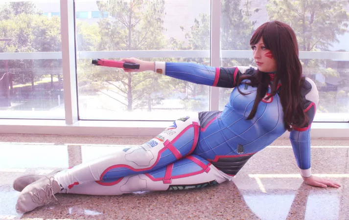 PewPew, DVa is down but not out! DVa cosplay by the lovely Skyline Stars by TheCoswatcher
