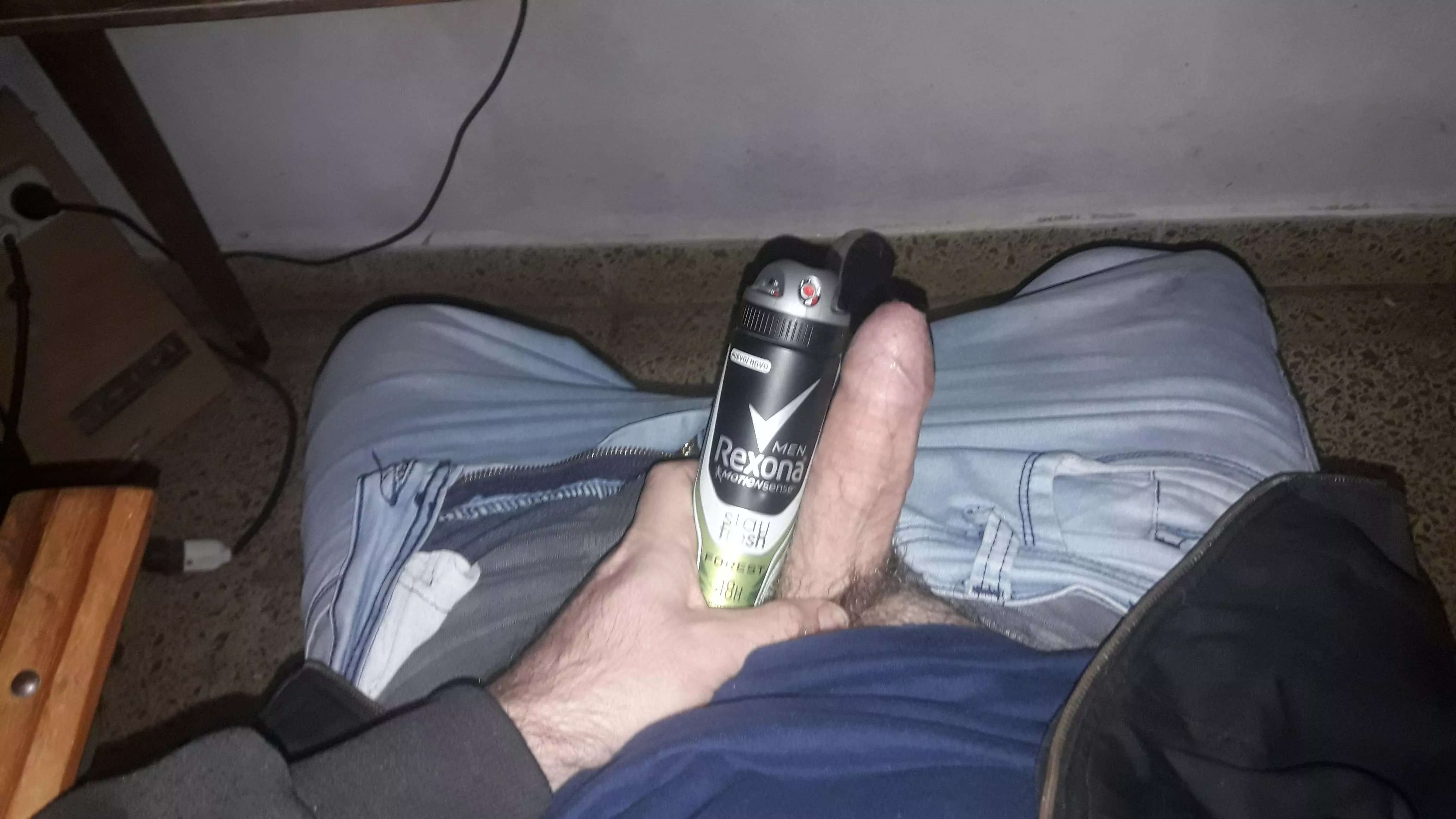 Phimosis dick vs Rexona 🤔 posted by AleGarBru