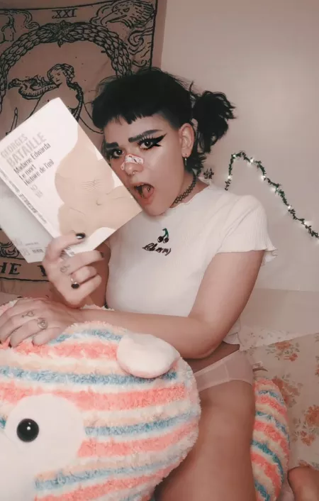 photo taken from my last erotic reading 🖤 by [deleted]