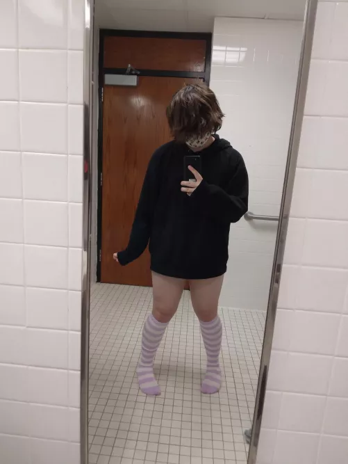 pic after my morning class ^.^ by GooberLeCow