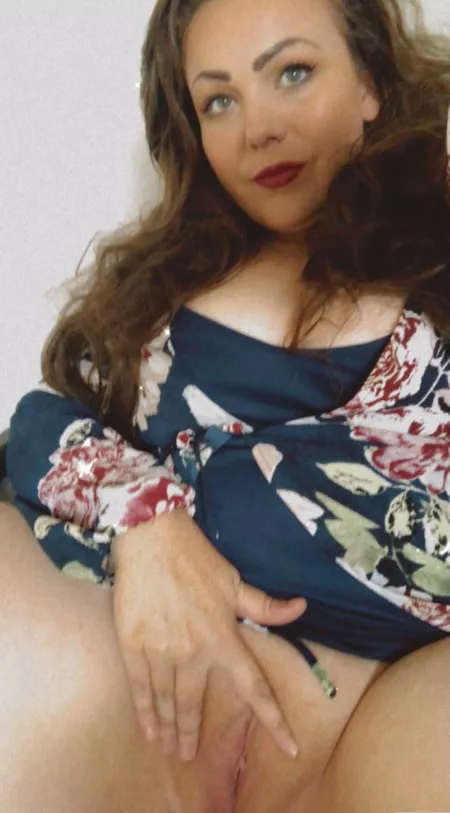 Pic pussy selfie before a meeting [f] by longrangee