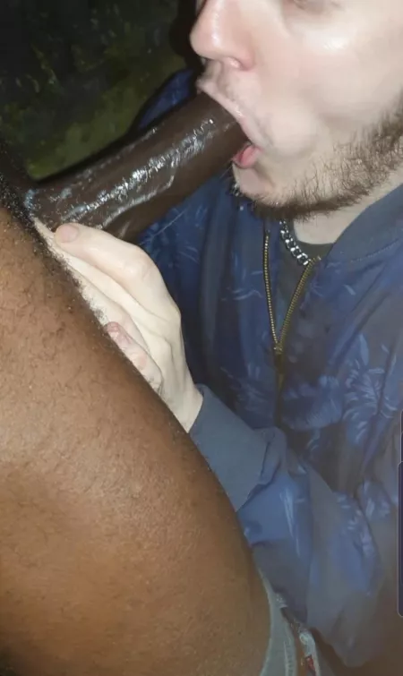 piggy loves slobbering on monster BBC! by wezzie87