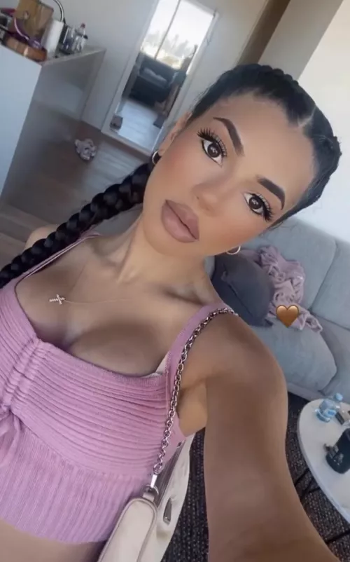 Pink by round_plastic