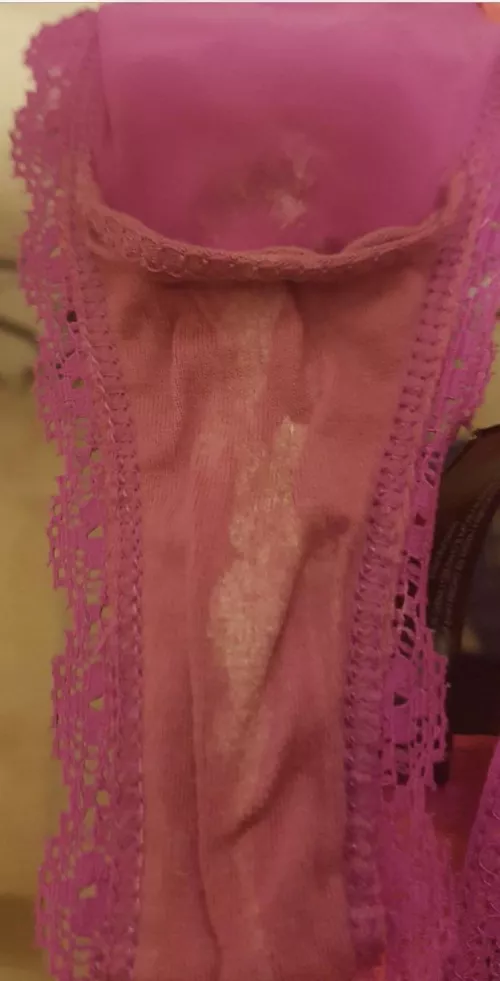 Pink always stink 👃❤️ by pirateship-1