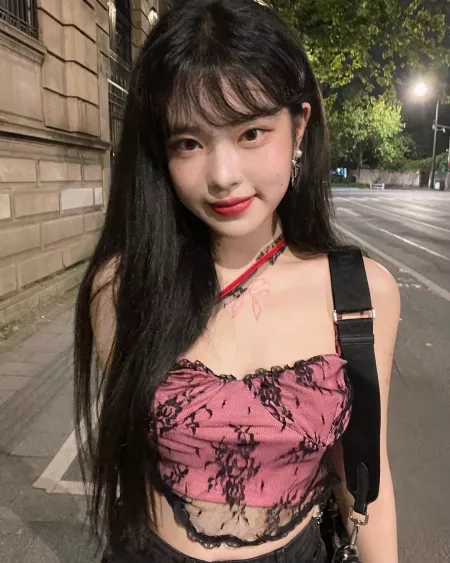 Pink and black lace by Majestic_Painter8660