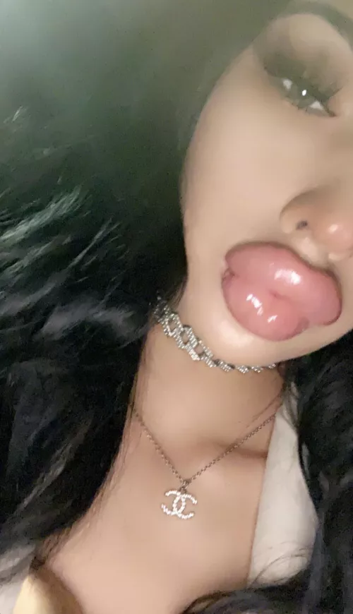 Pink and Plump by blazez911