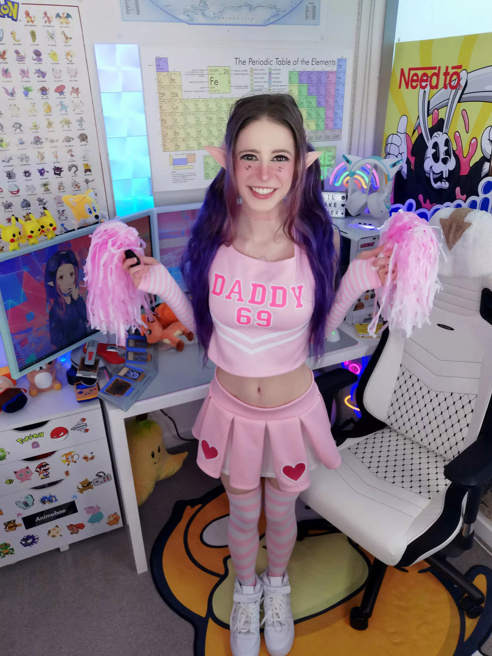 pink and white striped thigh highs 😊✨ posted by lilfakegamer