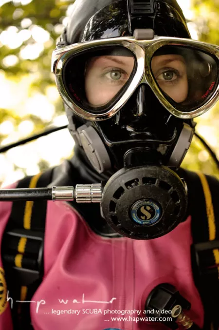 Pink & Black by shiny_numbers