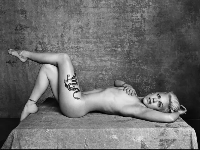 Pink by PoorBoyUnicorn