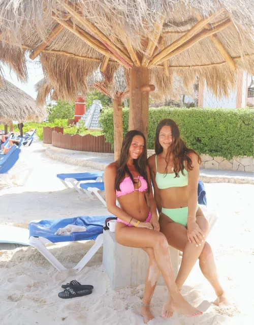 Pink & Green by civilrainy