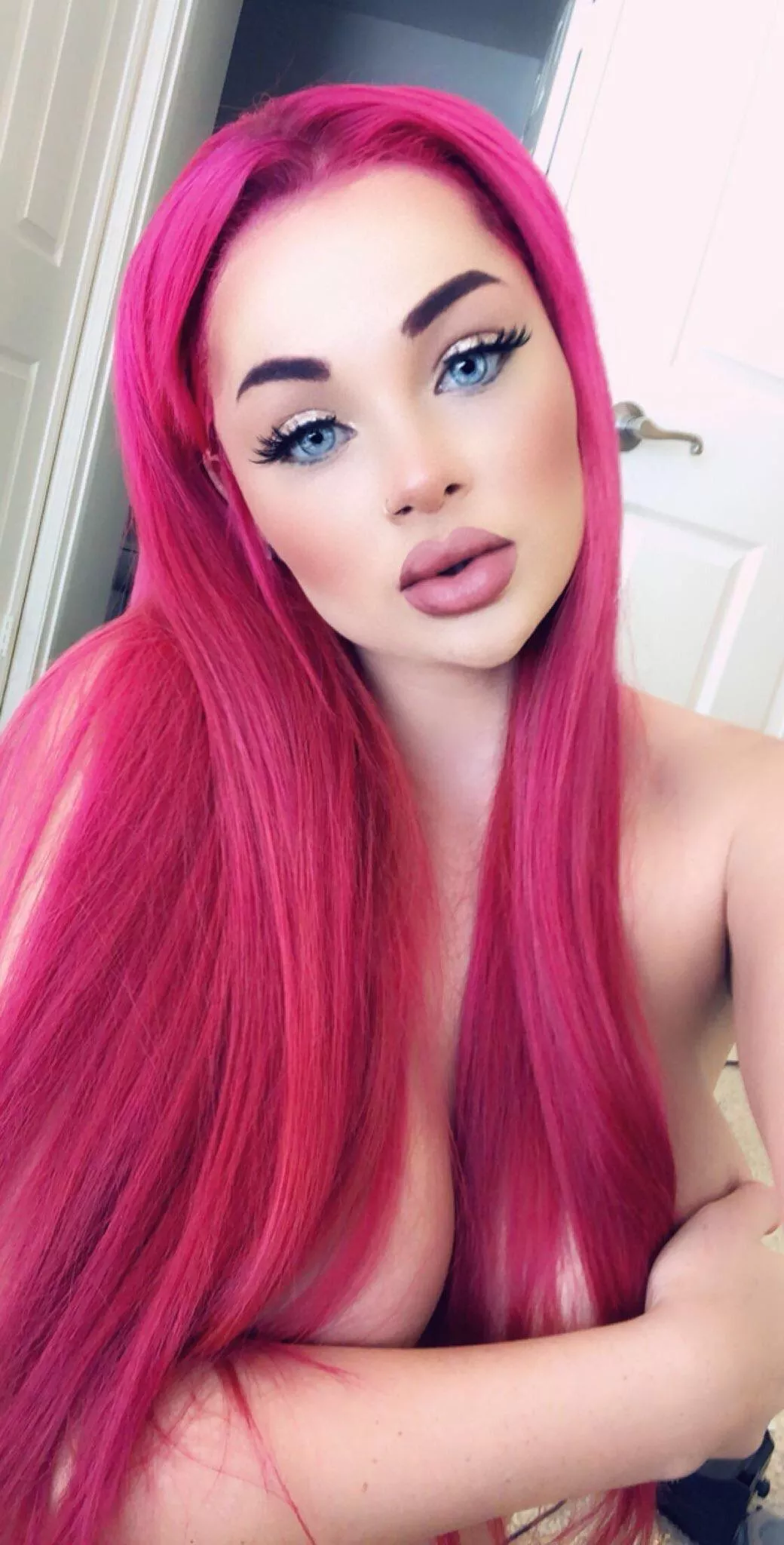 Pink Hair posted by jaydillas-sammiches