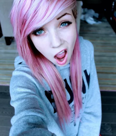 Pink Hair (from r/scenegirls) by MySeperatePornAccoun