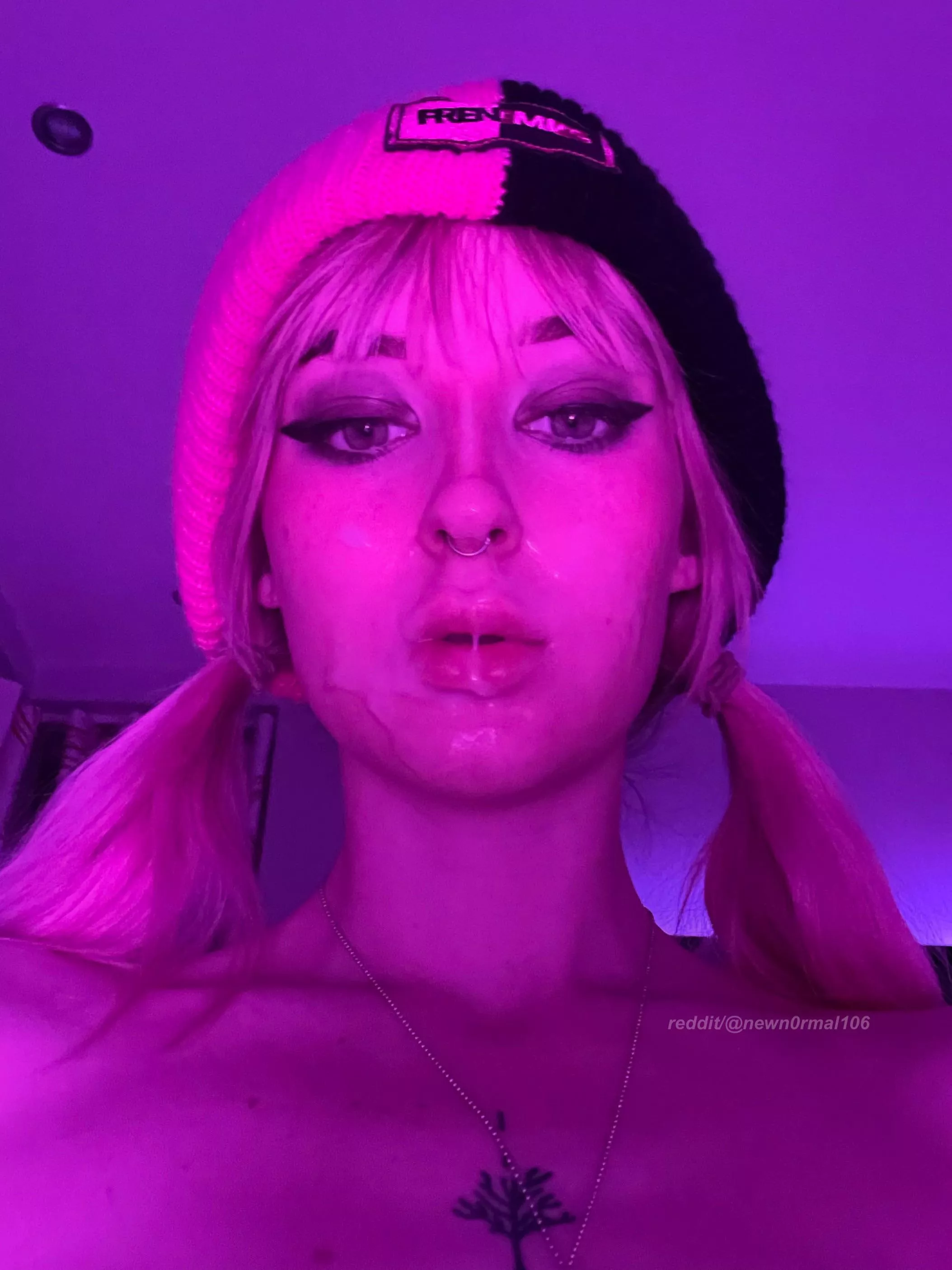 pink light or is it just pink cum? 🤔 posted by newn0rmal106