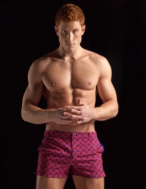 Pink shorts posted by menareamazing