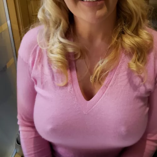 Pink sweater by Luckydick1