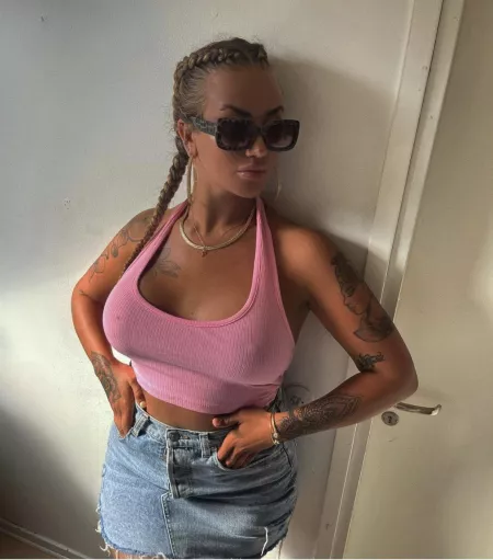 Pink top by 88throwaway44