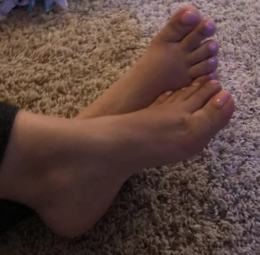 Pinky delight by proudchingona