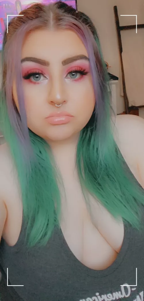 Pinky look by Fabulous_Basket_5801