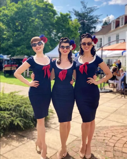 Pin-Up Girls by SalimH133