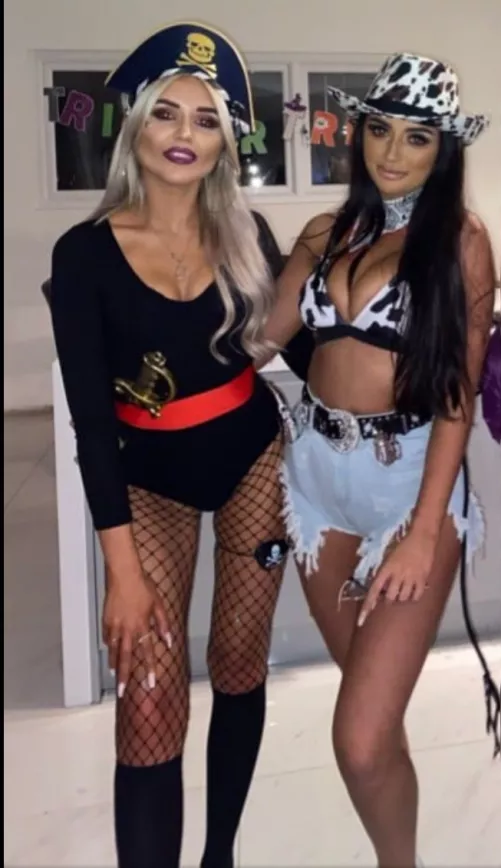 Pirate or cowgirl by Chaturbater1