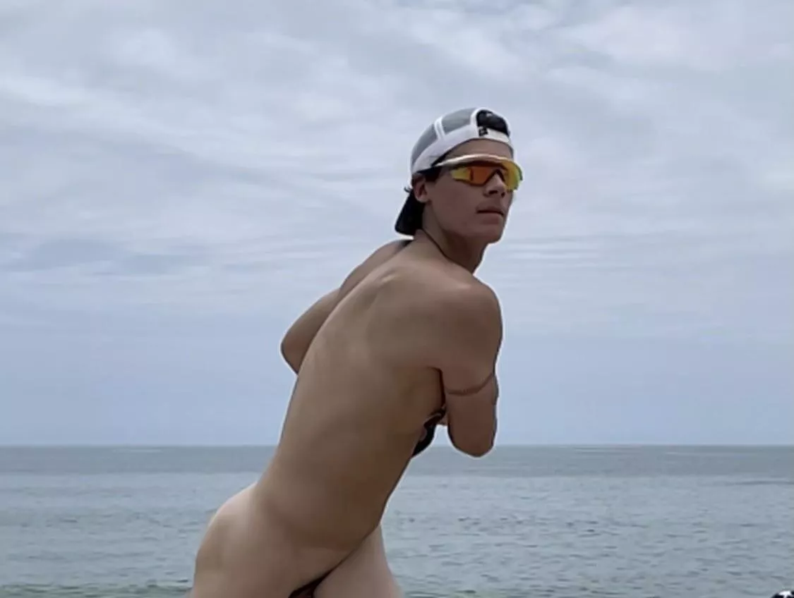 Pitching for pics posted by Beefcake69__