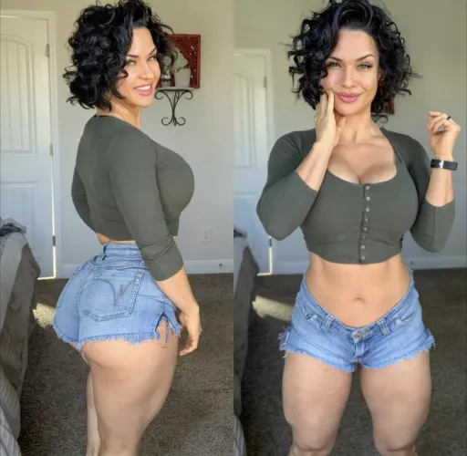 Pixar momma Rene Jewett @roxyqueflexx